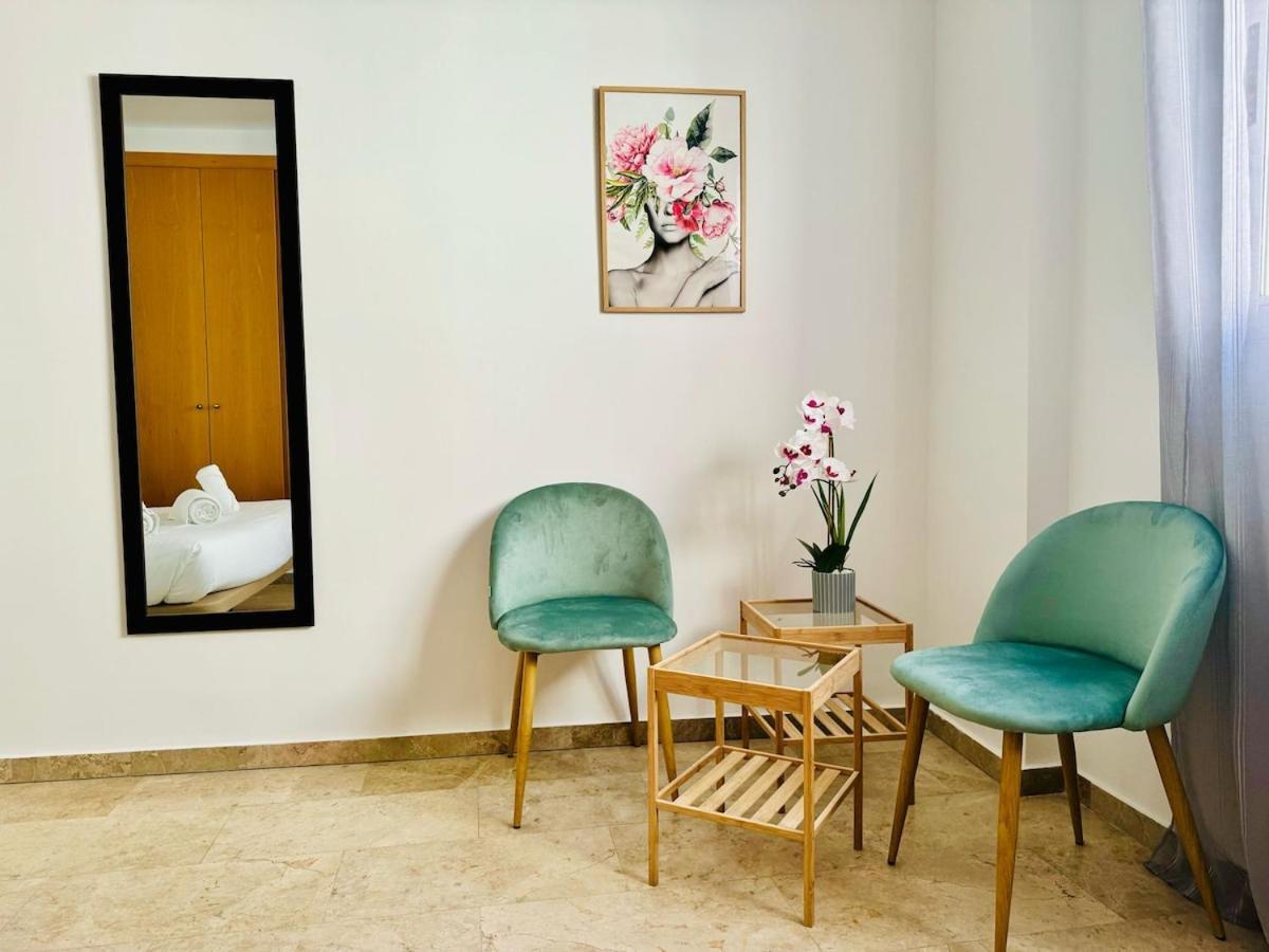 Abat 3 Cool & Wide Duplex Next To The Cathedral Appartamento *